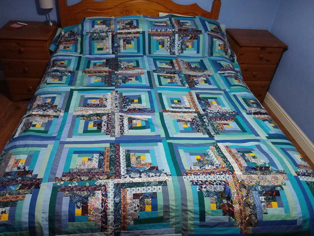 Bed Quilt by Gill Hewlett